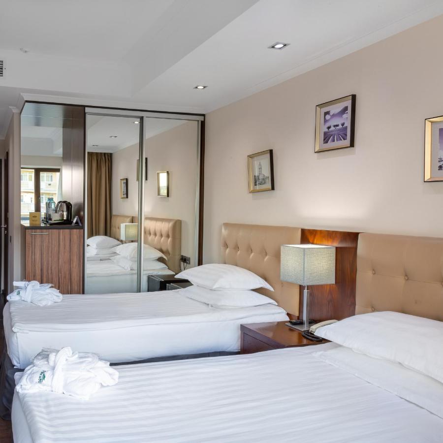 Park House Hotel Barmashino Exterior foto